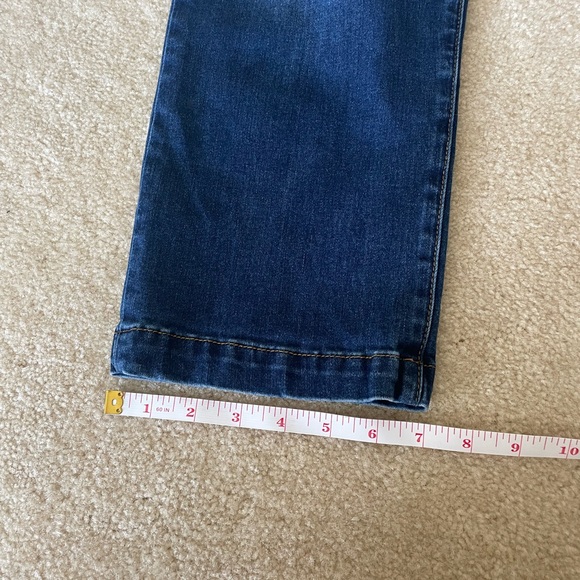 Kut from the Kloth High Rise Crop Straight Leg Jeans. Women size 16 - Picture 11 of 16
